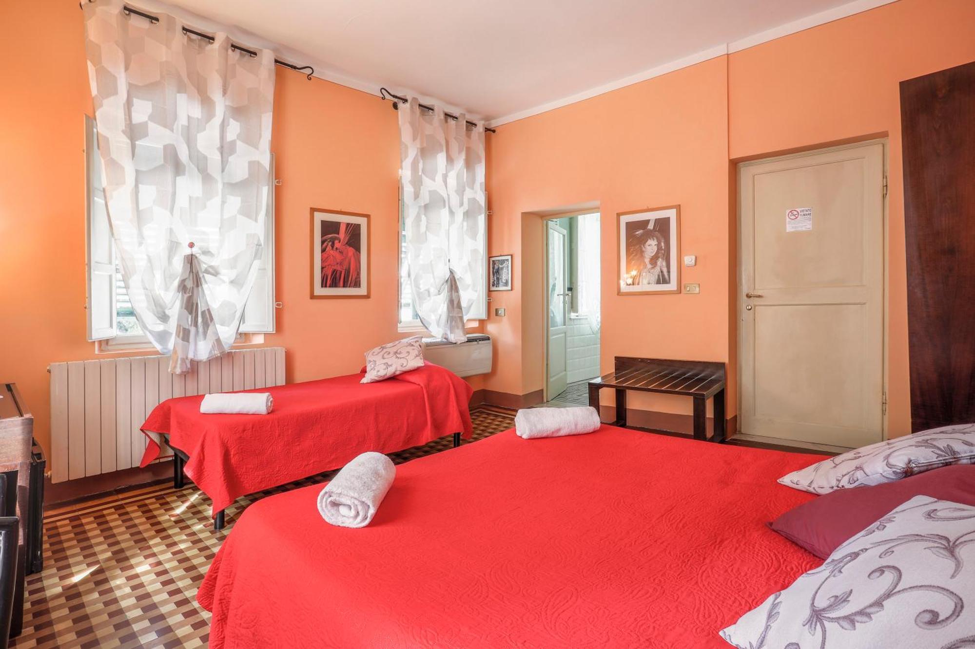 Antica Residenza Santa Chiara -City Center Hotel ลุคคา ภายนอก รูปภาพ